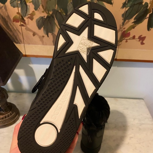 NEW Jimmy Choo Wanaka logo-print snow boots Size 8.5 - Picture 5 of 6